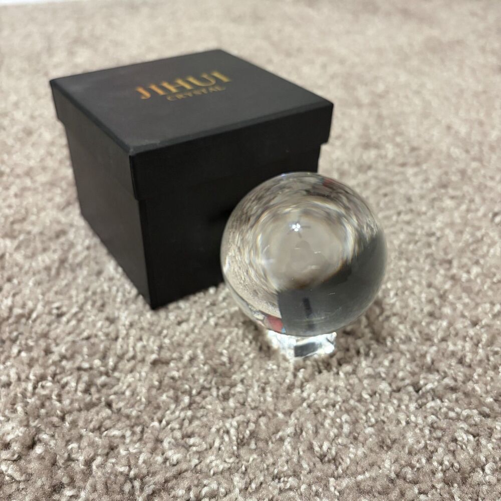 Jihui Crystal Clear Glass Ball